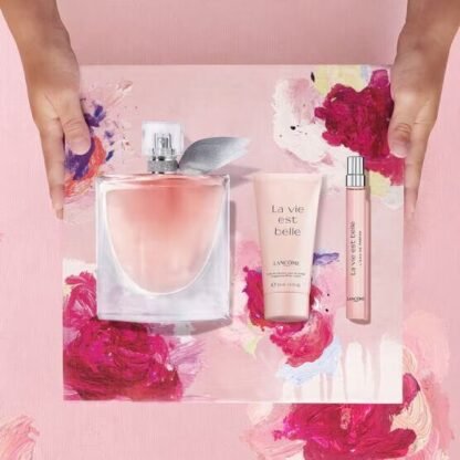 Kit Feminino La Vie Est Belle Lancôme Eau de Parfum 100ml + Loção Corpotal 50ml + Travel Size 10ml - Image 3