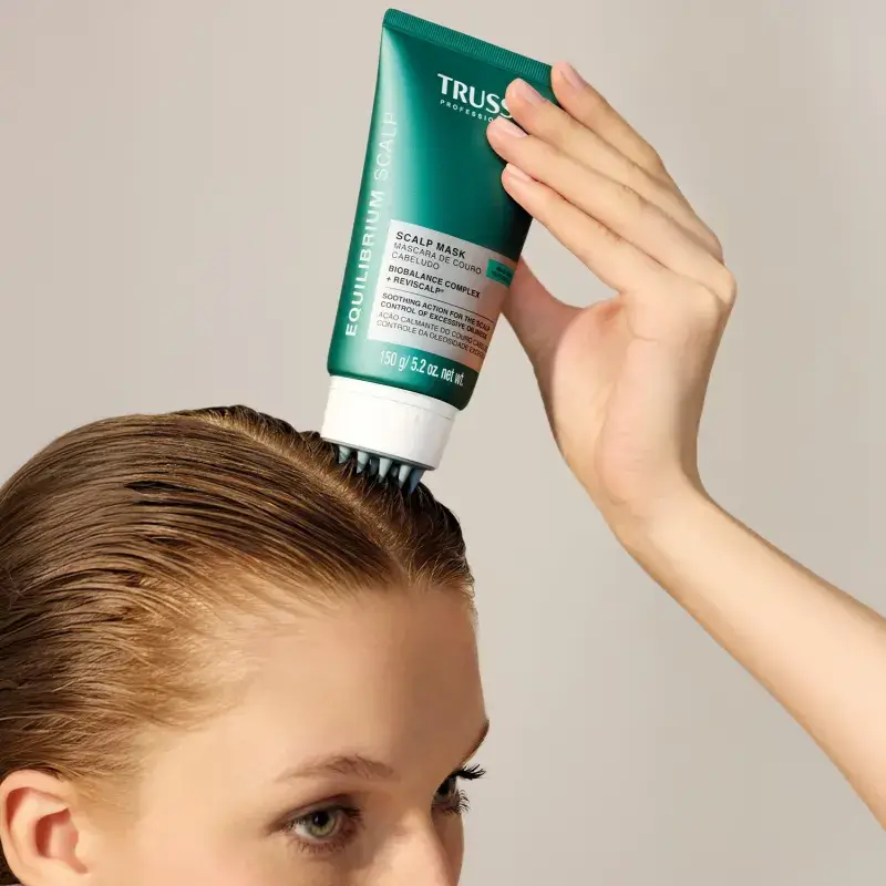 Máscara Couro Cabeludo Equilibrium Scalp Truss 150g - Imagem 3